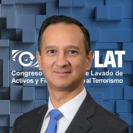 Sr. Alberto Amador